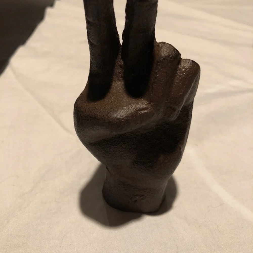 Clay peace sign hand